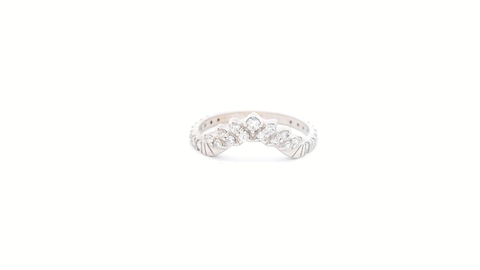 Churumbela Tiara