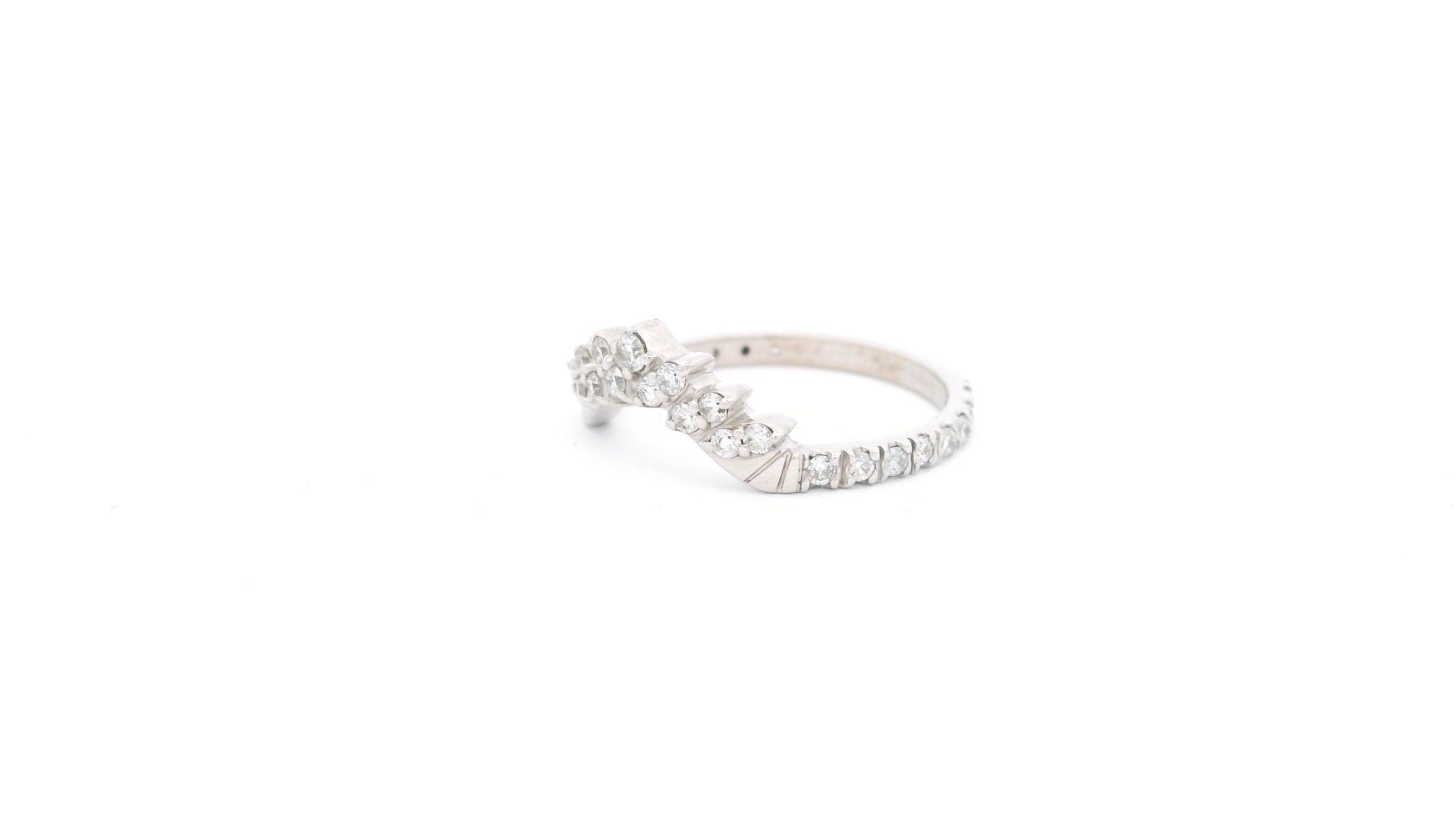 Churumbela Tiara