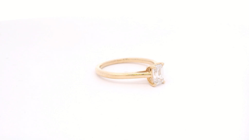 Anillo Emerald 0.53 cts Oro Amarillo 14k