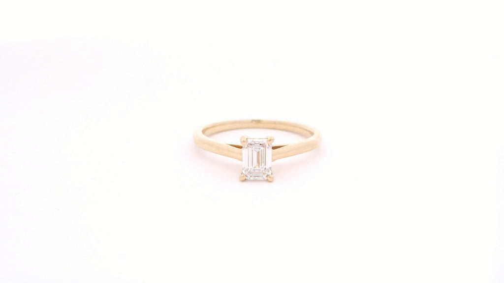 Anillo Emerald 0.53 cts Oro Amarillo 14k