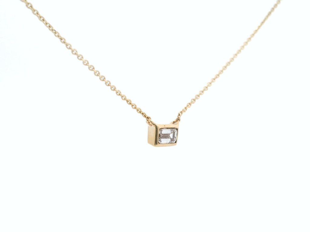 Collar Diamante Esmeralda Solitario