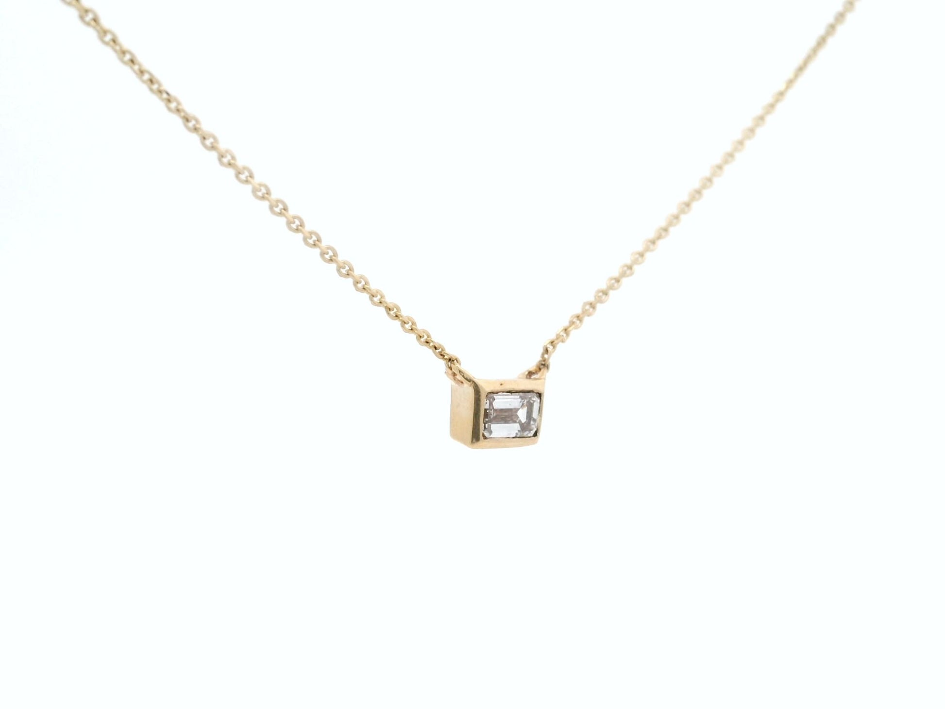 Collar Diamante Esmeralda Solitario