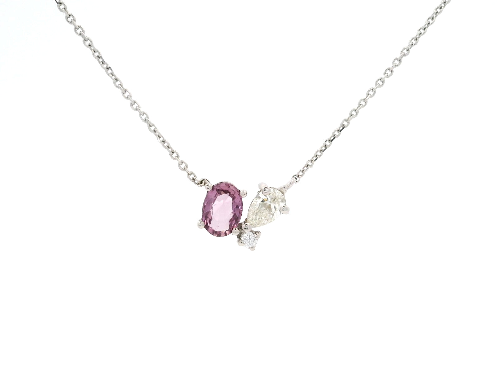 Collar Cluster Triple Zafiro (oval) Diamantes Pera y Redondo