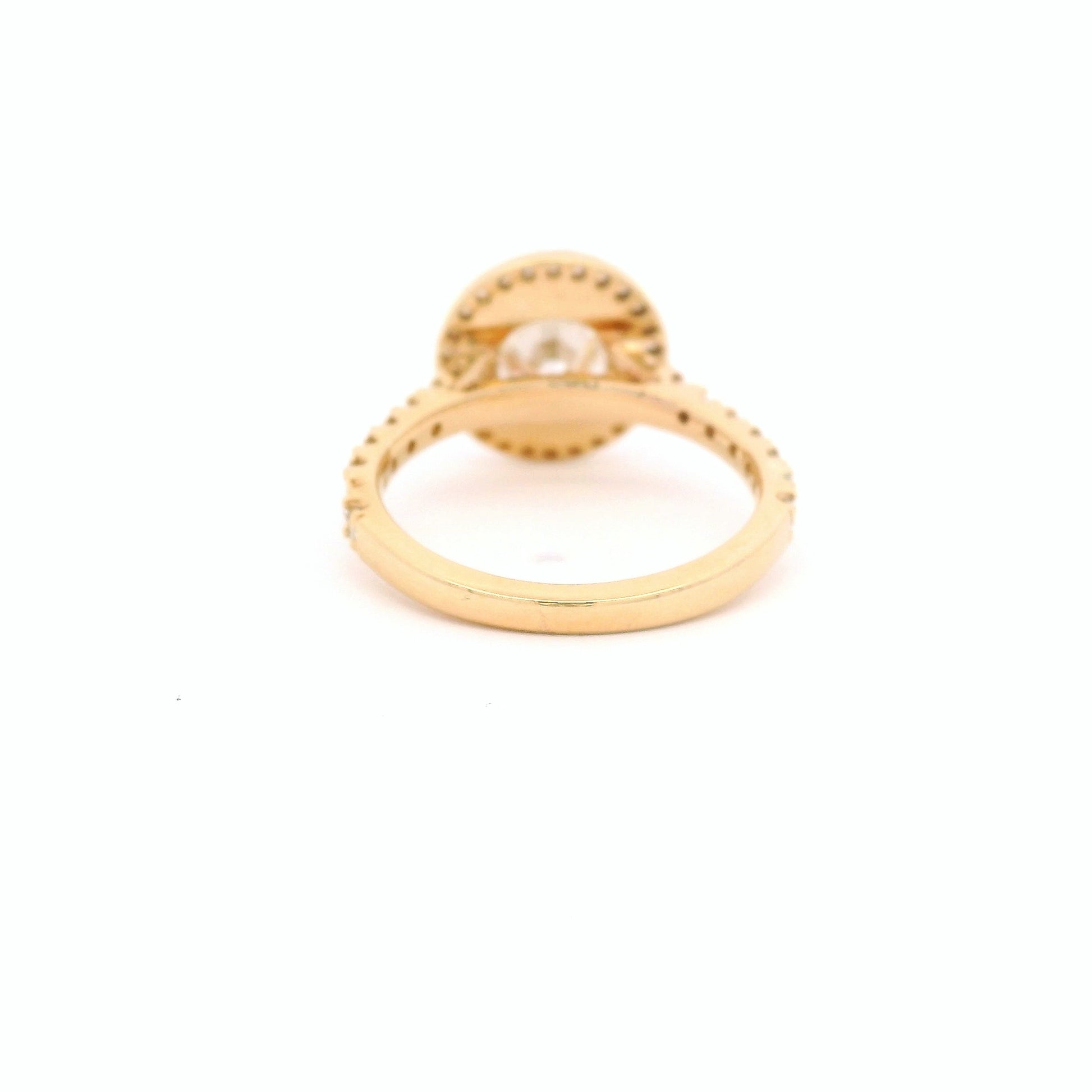 Anillo Brillante 1.37 cts Halo con Churumbela Oro Amarillo 14k