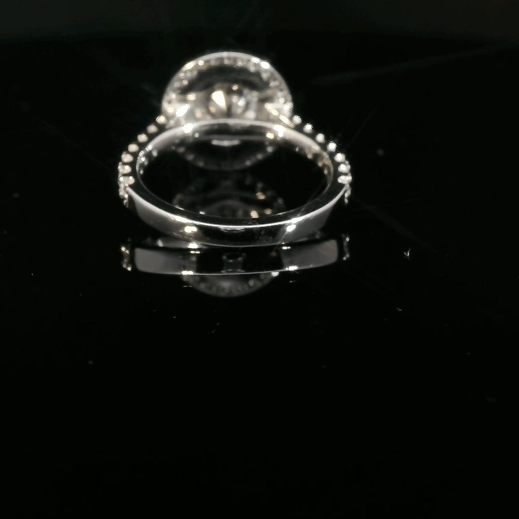 Anillo Brillante 2.13 cts Halo con Churumbela Oro Blanco 14k