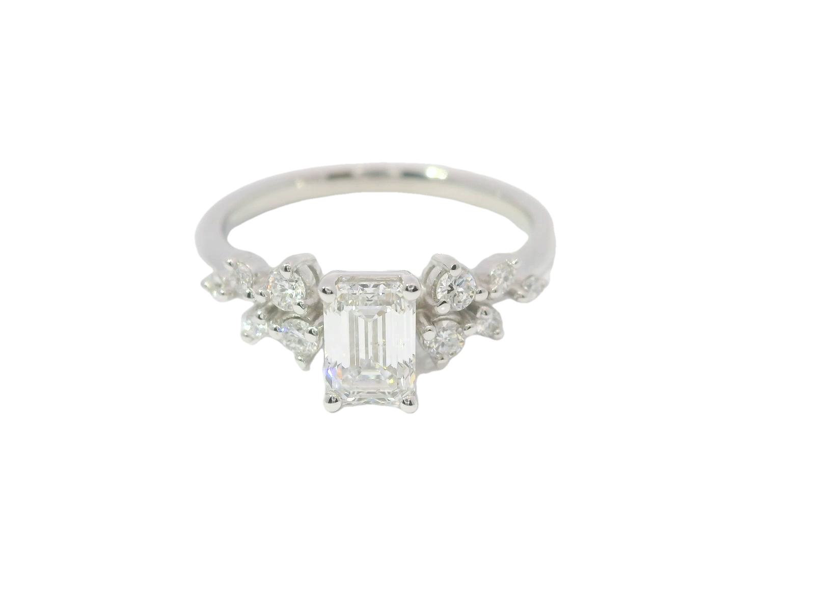 Anillo Emerald 0.74 cts con Churumbela Oro Blanco 14k