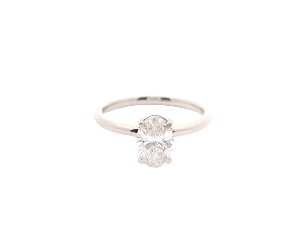 Anillo Oval 0.87 cts Oro Blanco 14k