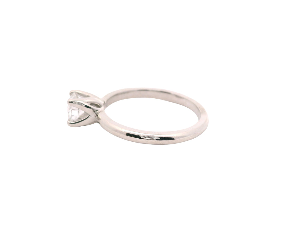 Anillo Brillante 0.57 cts Oro Blanco 14k