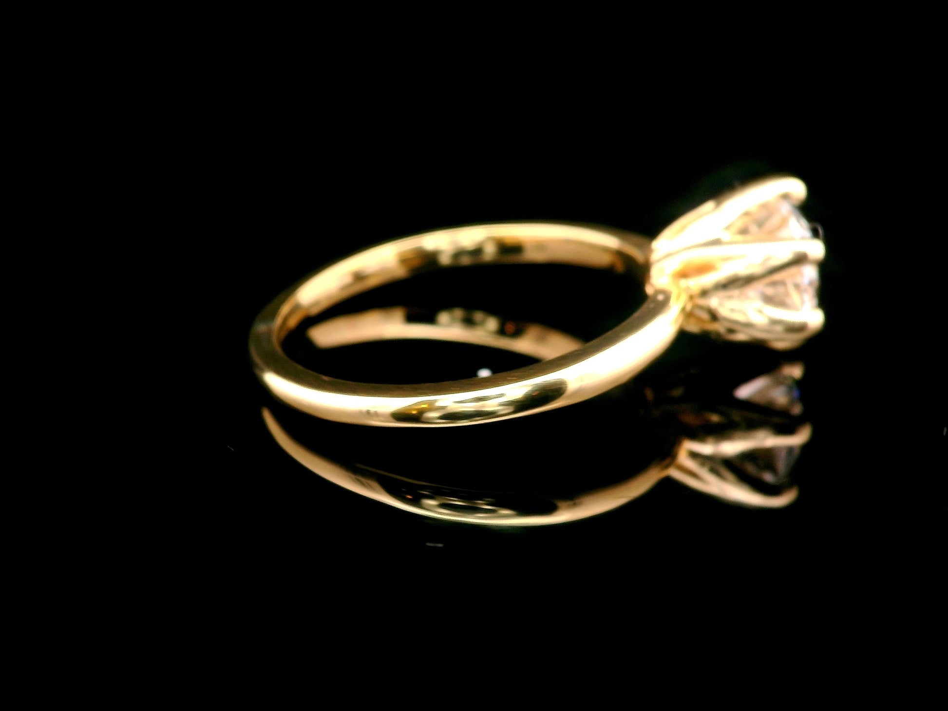 Anillo Brillante 1.03 cts Oro Amarillo 14k