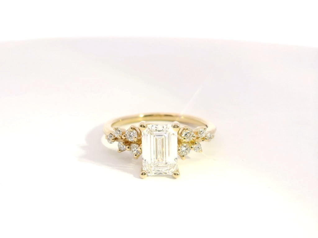Anillo Emerald 1.44 cts con Churumbela Oro Amarillo 14k