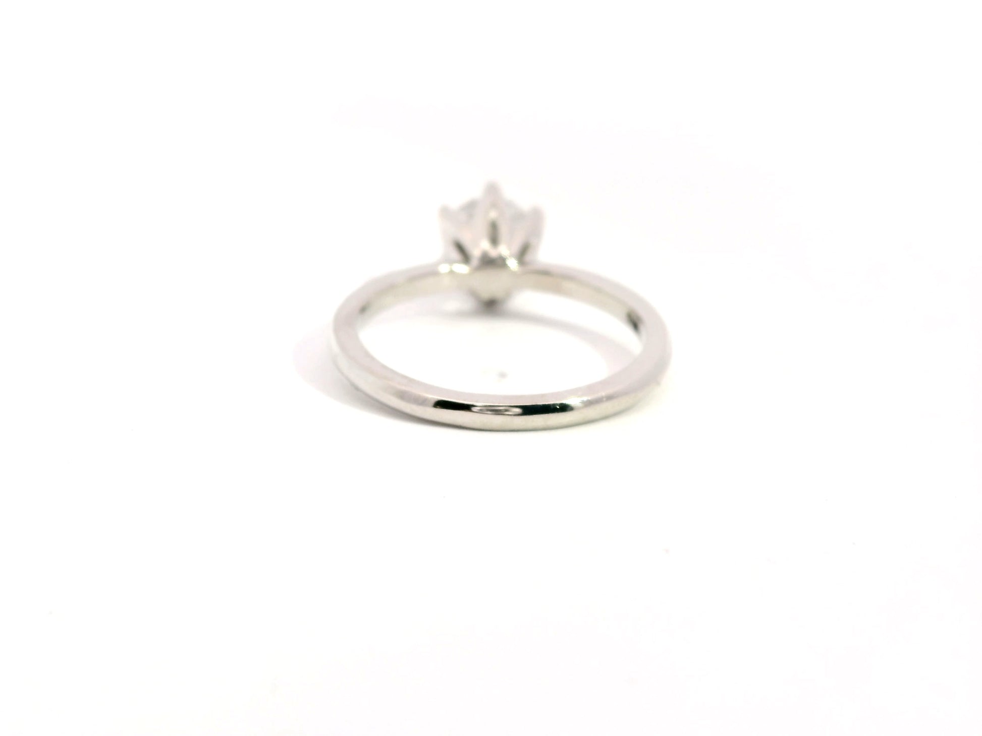Anillo Brillante 0.94 cts Oro Blanco 14k