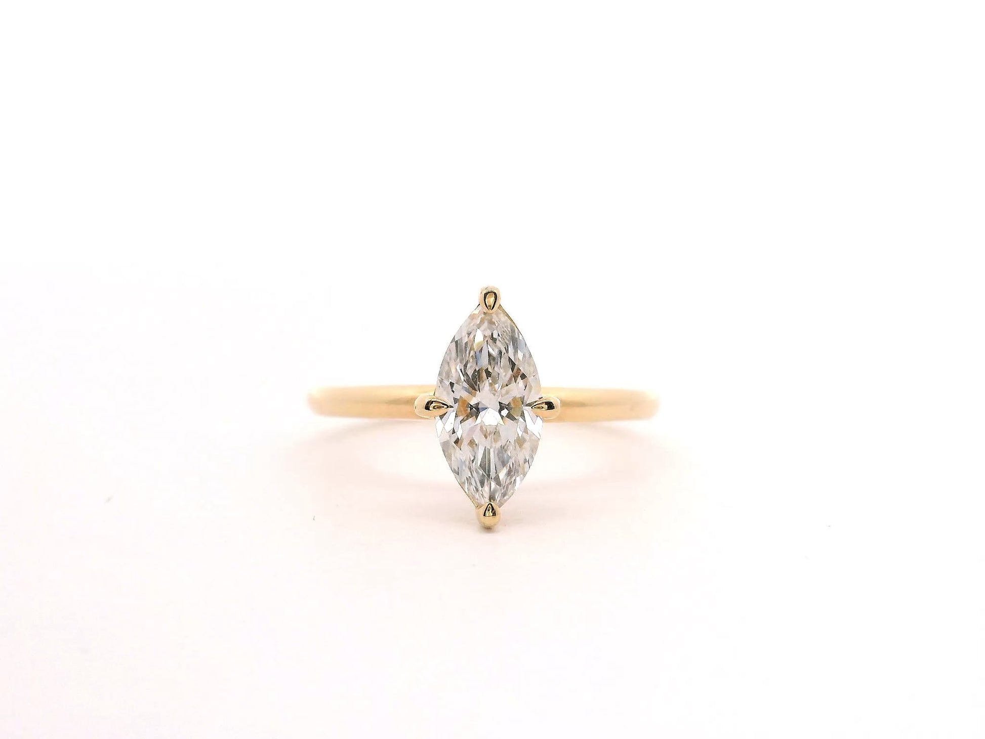 Anillo Marquisse 1.03 cts Oro Amarillo 14k