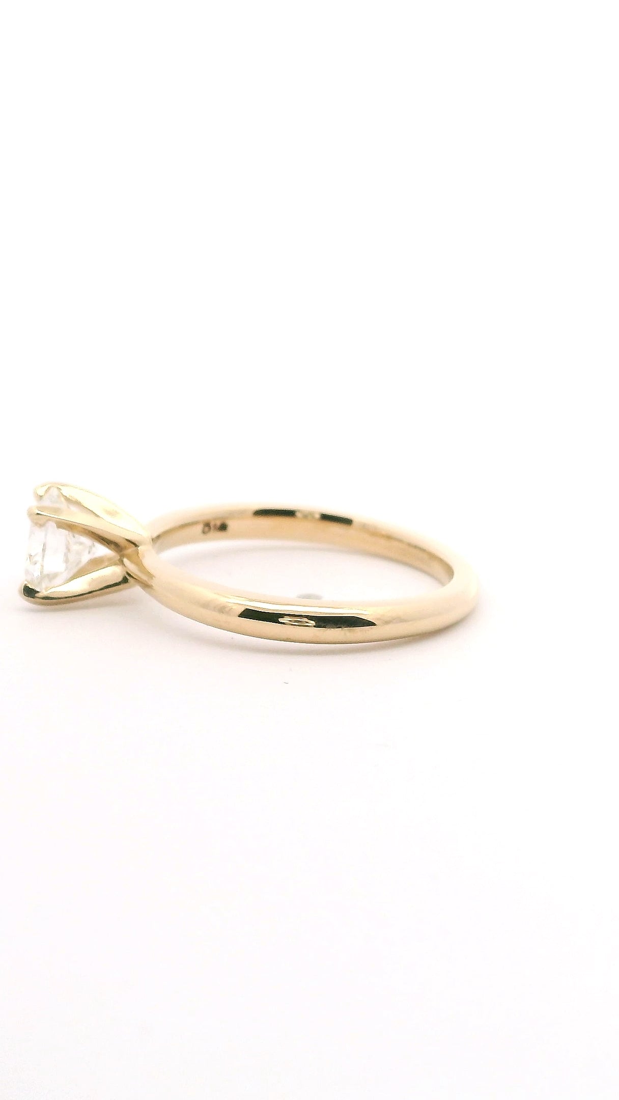 Anillo Brillante 0.94 cts Oro Amarillo 14k