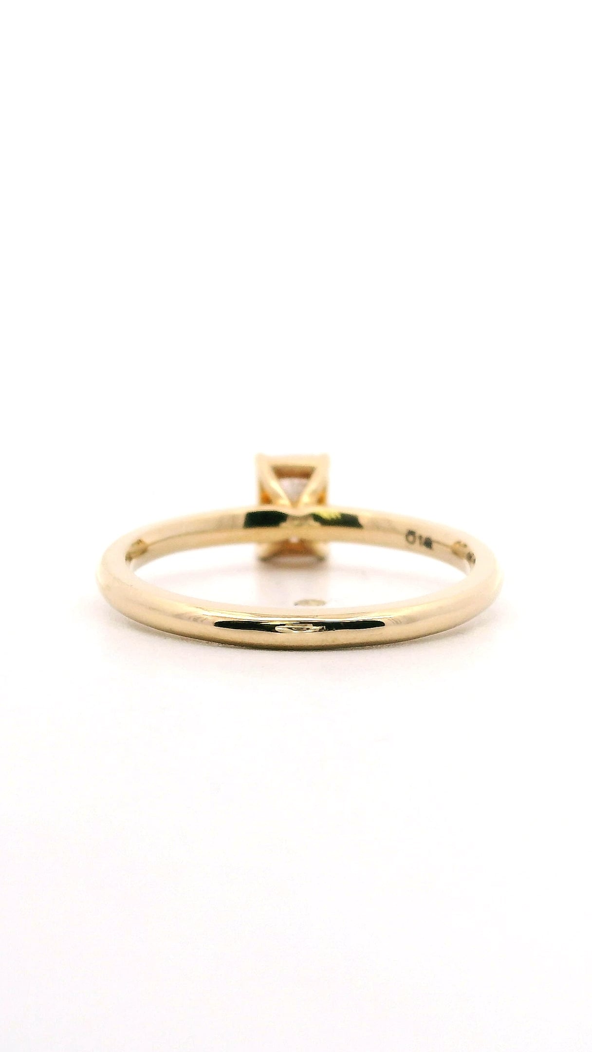 Anillo Radiant 0.48 cts Oro Amarillo 14k