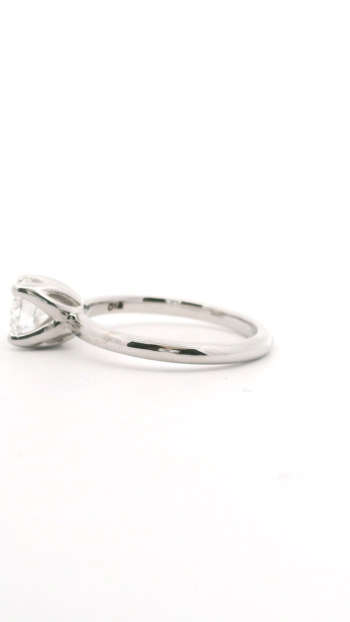 Anillo Brillante 0.96 cts Oro Blanco 14k