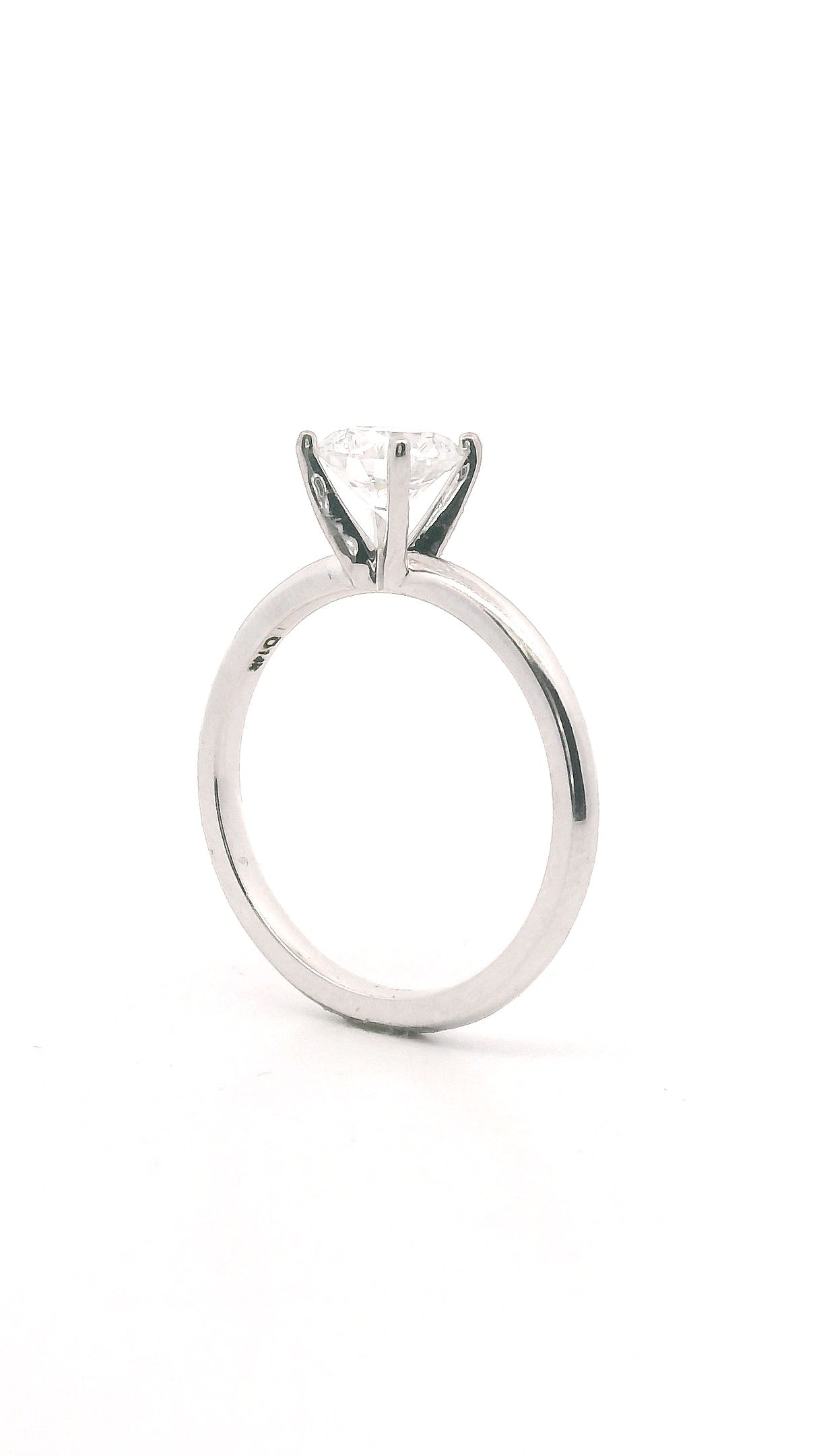 Anillo Brillante 0.8 cts Oro Blanco 14k