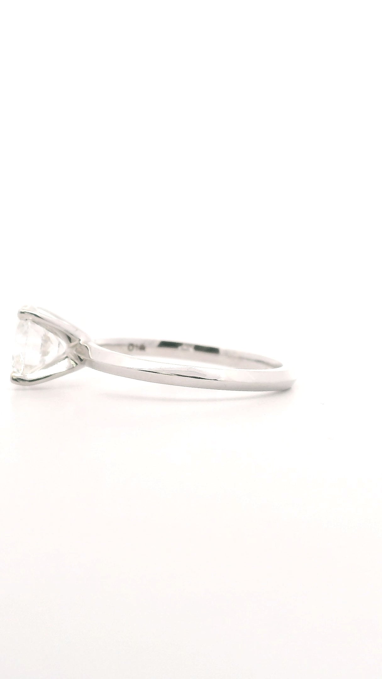 Anillo Brillante 1.39 cts Oro Blanco 14k