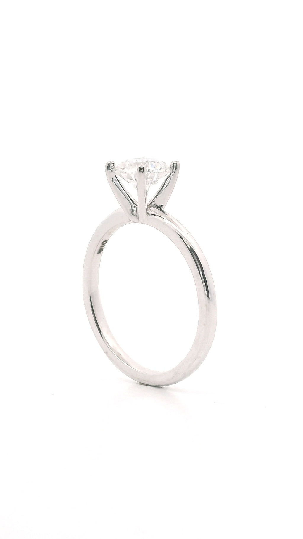 Anillo Brillante 0.58 cts Oro Blanco 14k