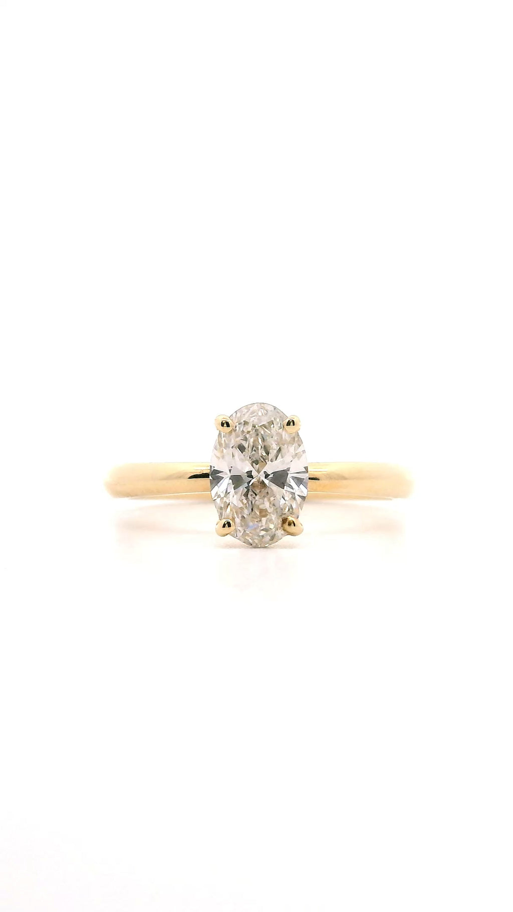 Anillo Oval 0.89 cts Oro Amarillo 14k