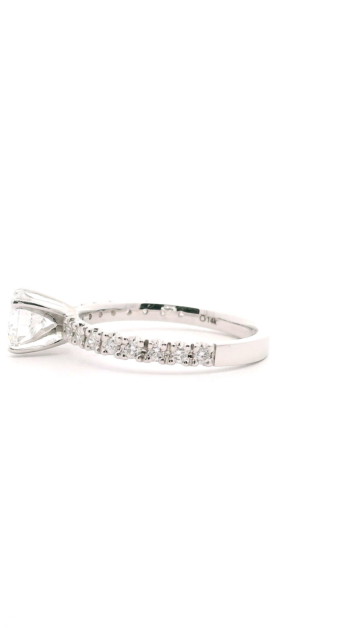 Anillo Brillante 0.72 cts con Churumbela Oro Blanco 14k