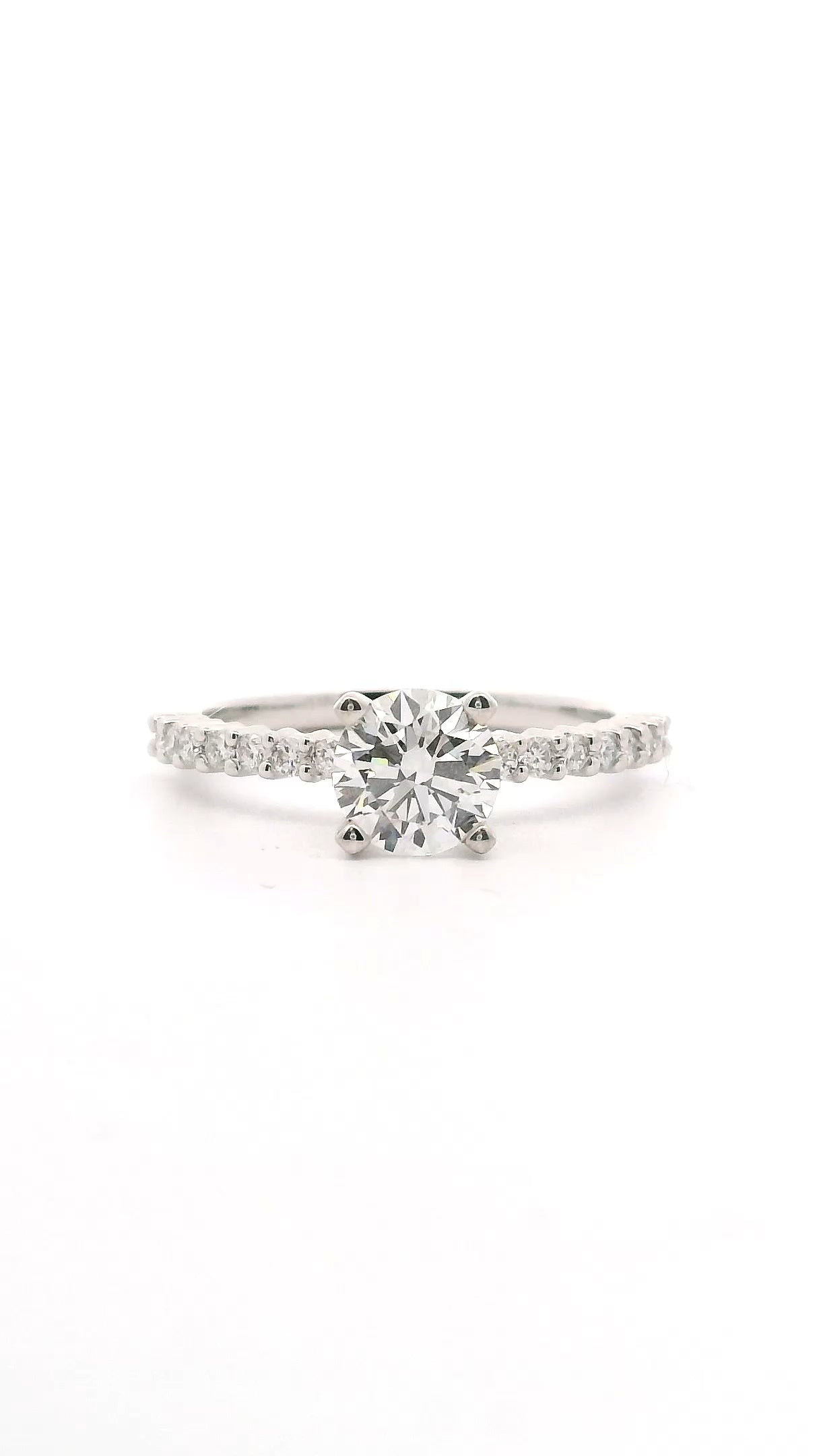 Anillo Brillante 0.86 cts con Churumbela Oro Blanco 14k