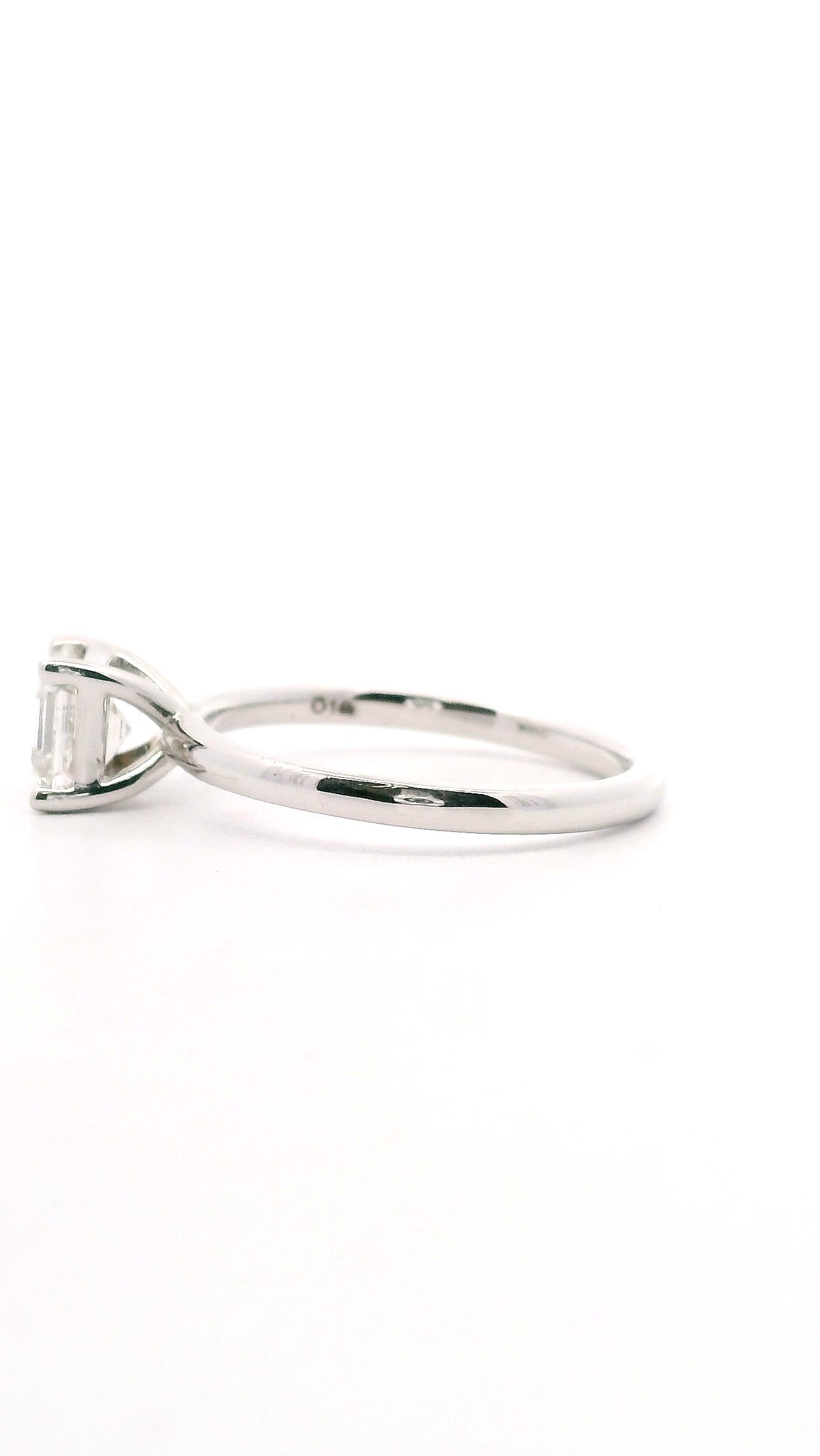 Anillo Asscher 1.01 cts Oro Blanco 14k