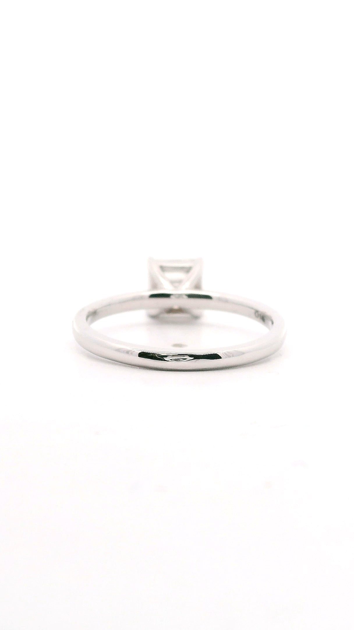 Anillo Asscher 1.01 cts Oro Blanco 14k