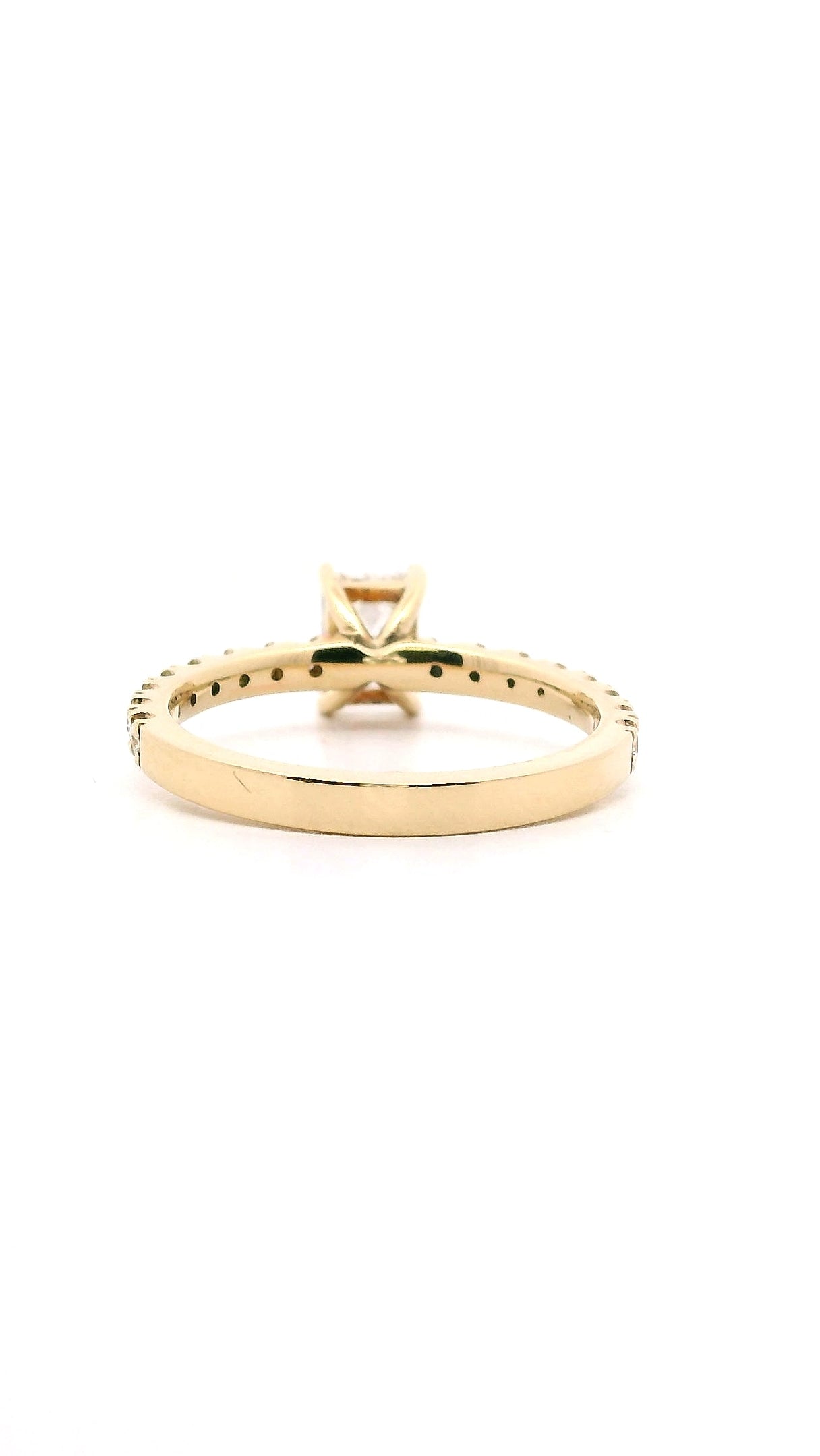 Anillo Emerald 0.72 cts con Churumbela Oro Amarillo 14k
