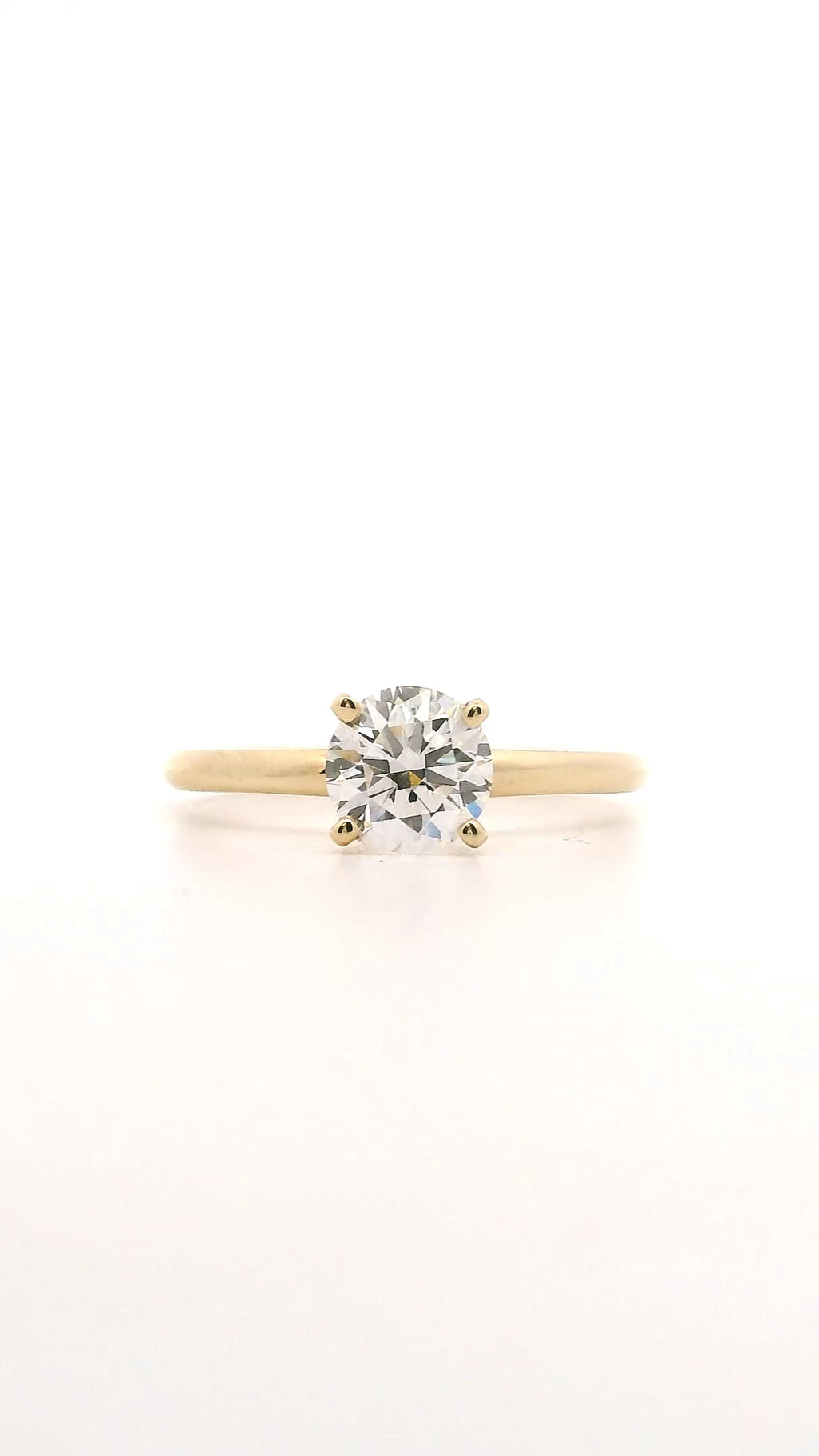 Anillo Brillante 0.7 cts Oro Amarillo 14k