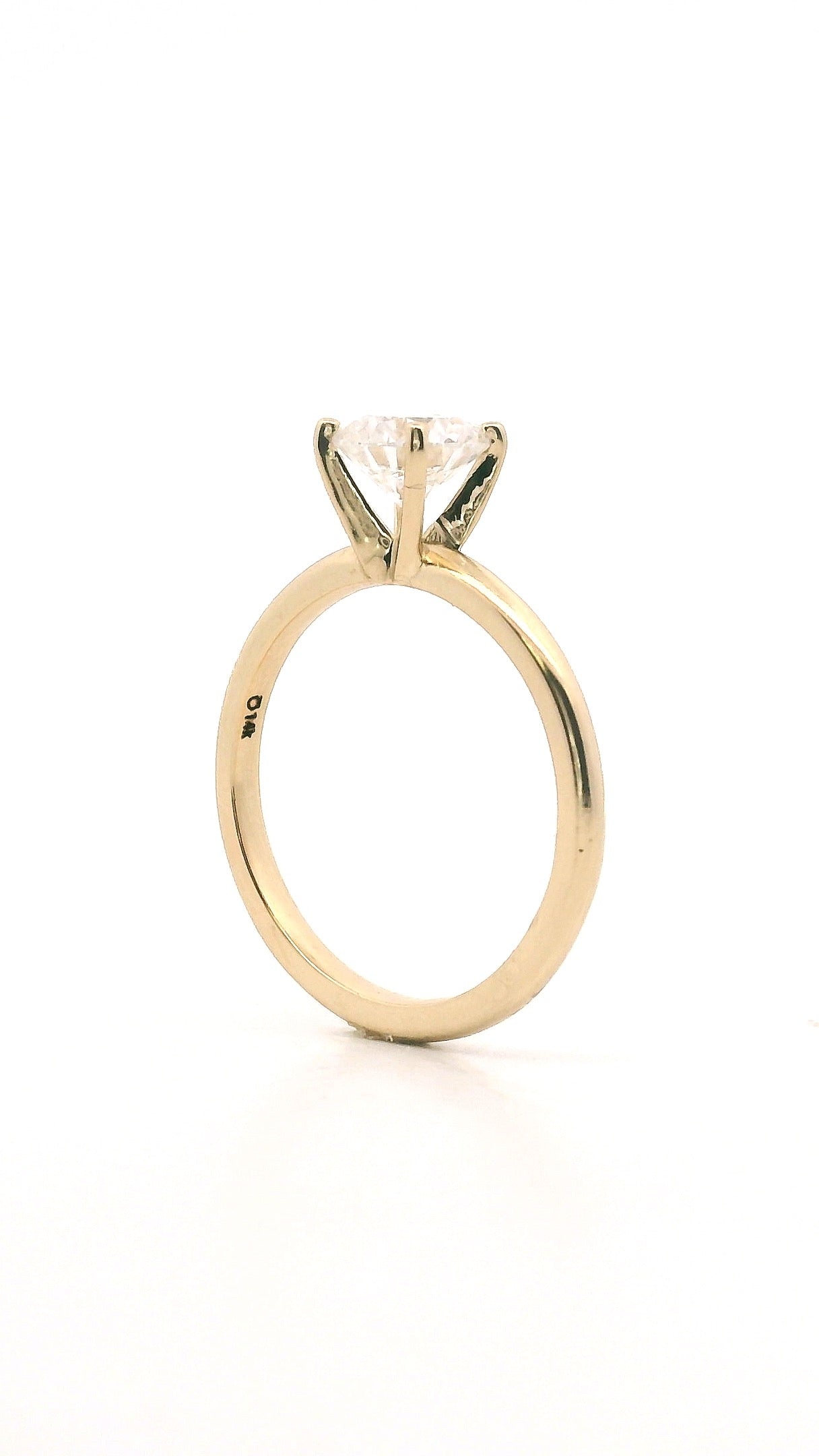 Anillo Brillante 0.93 cts Oro Amarillo 14k